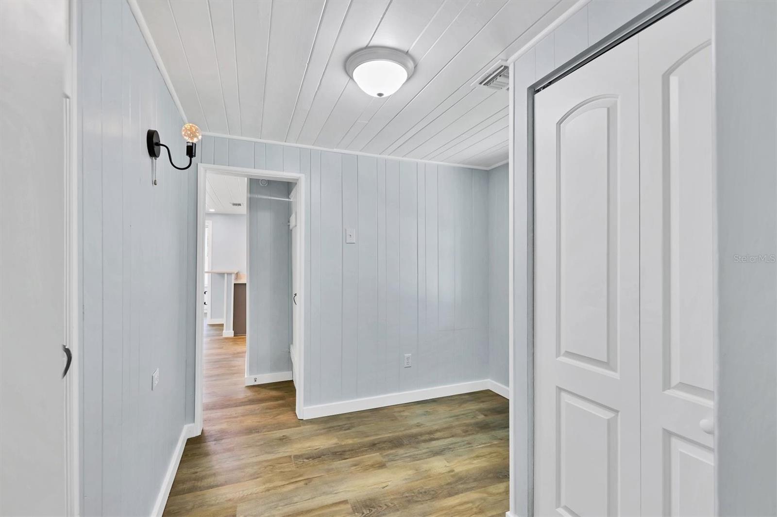 Image 20 of 45 For 905 Myrtle Avenue