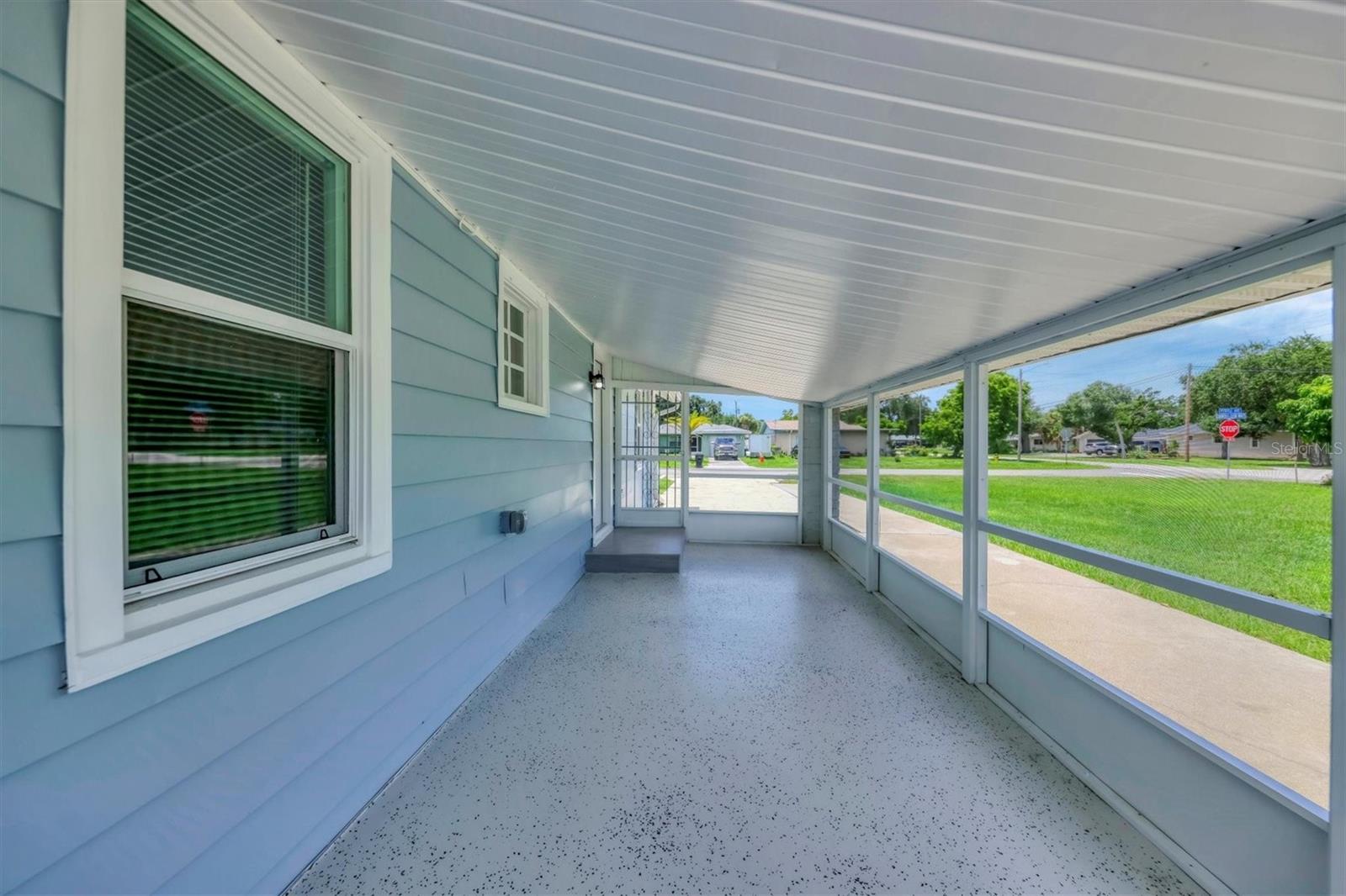 Image 23 of 45 For 905 Myrtle Avenue