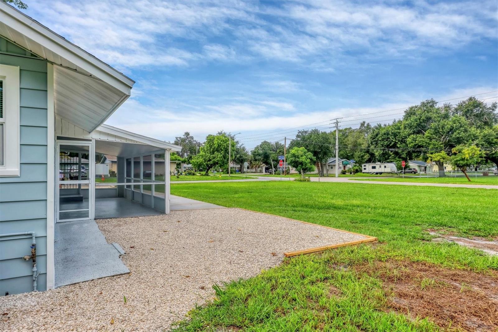 Image 27 of 45 For 905 Myrtle Avenue