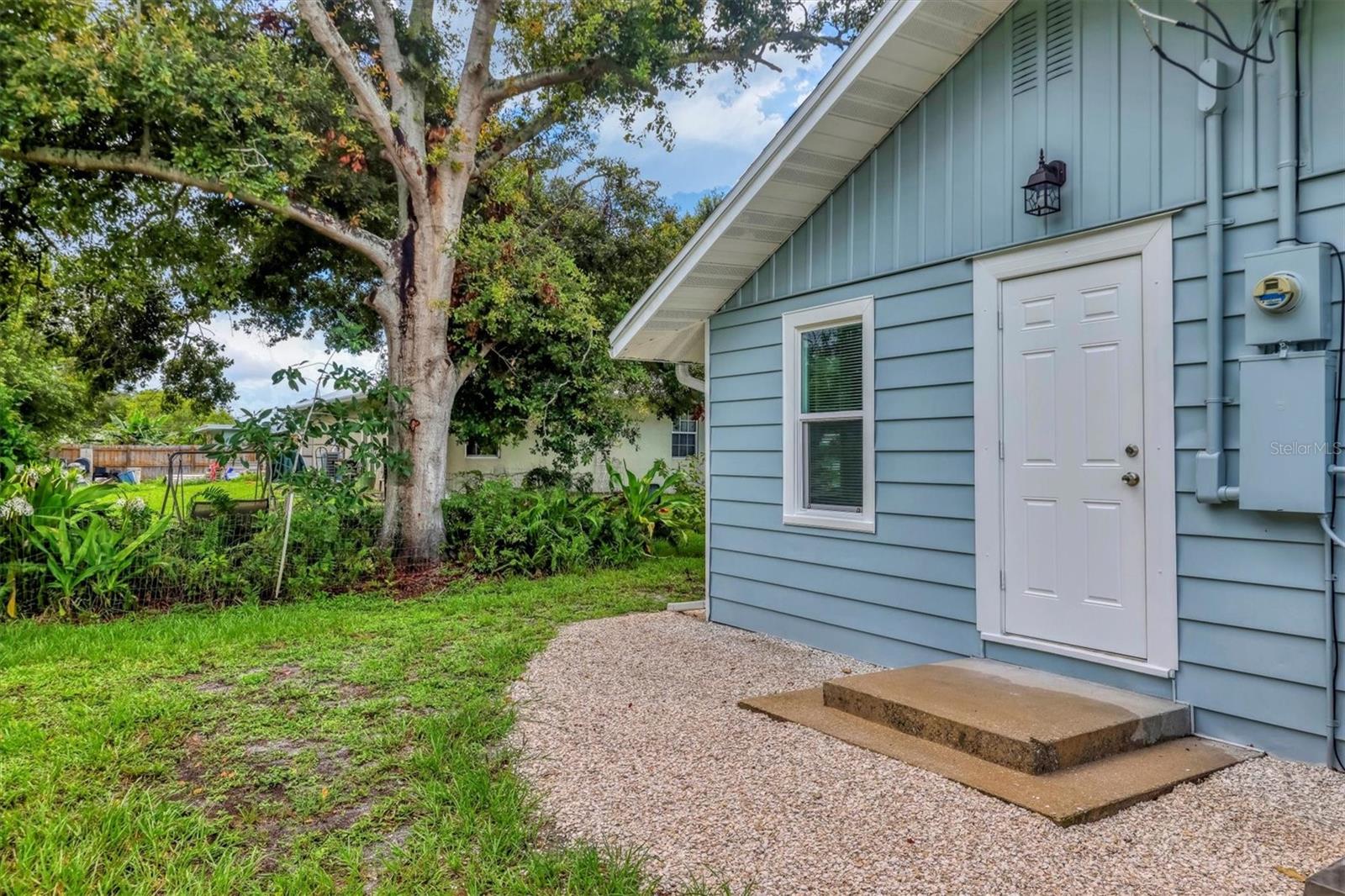 Image 28 of 45 For 905 Myrtle Avenue