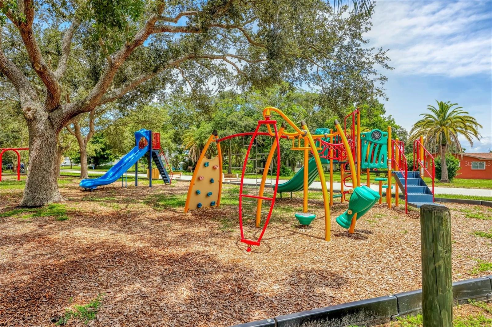 Image 34 of 45 For 905 Myrtle Avenue