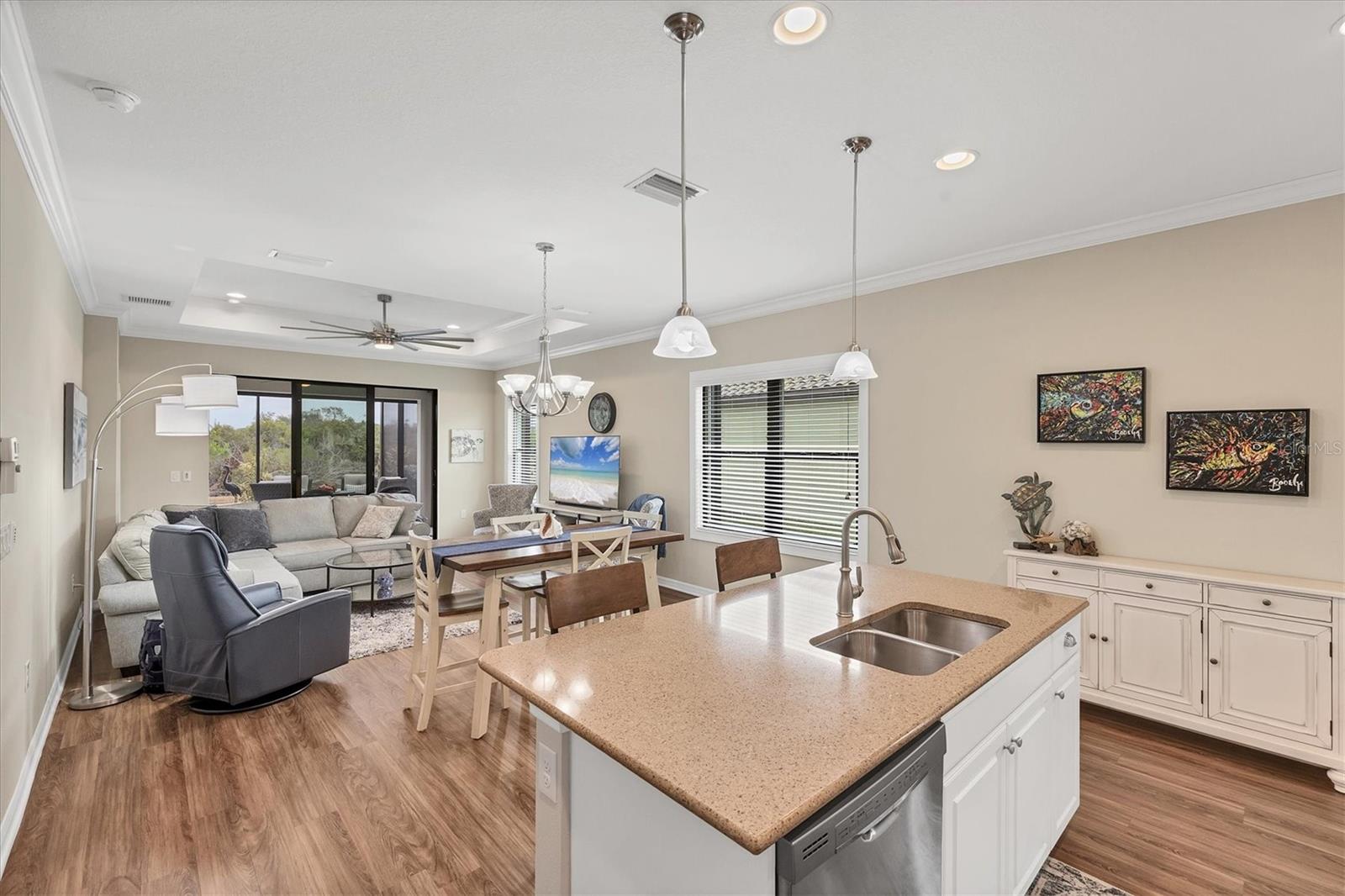 Image 17 of 100 For 245 Alfero Way