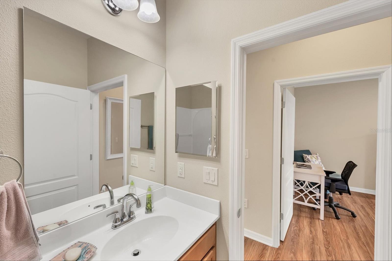 Image 28 of 100 For 245 Alfero Way