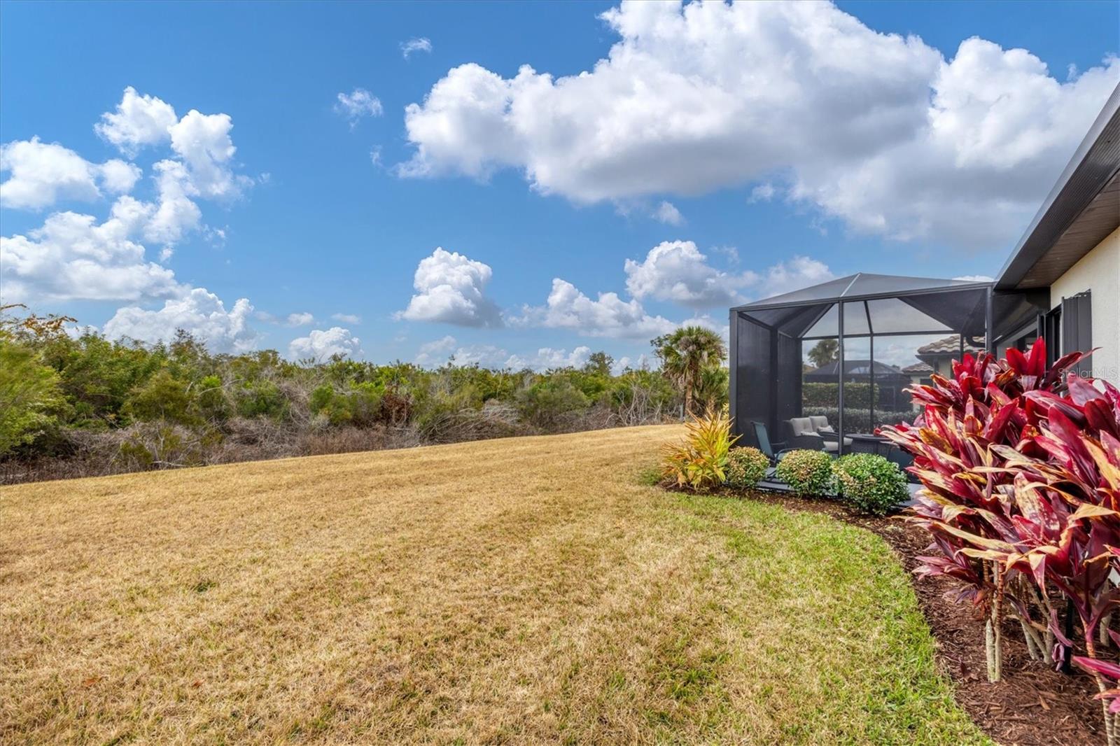 Image 36 of 100 For 245 Alfero Way