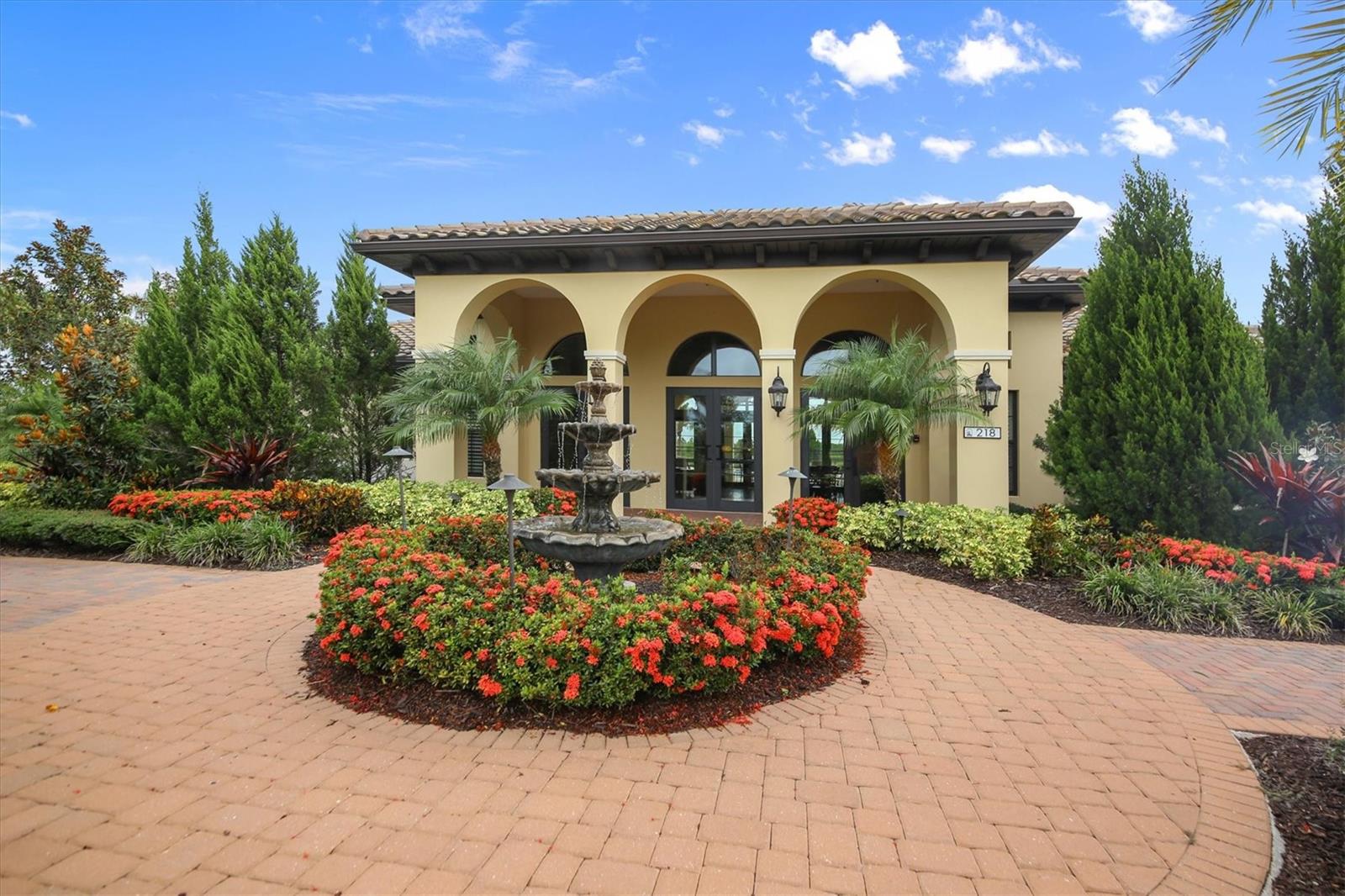 Image 49 of 100 For 245 Alfero Way