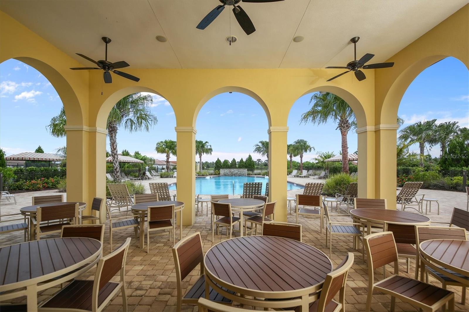 Image 52 of 100 For 245 Alfero Way