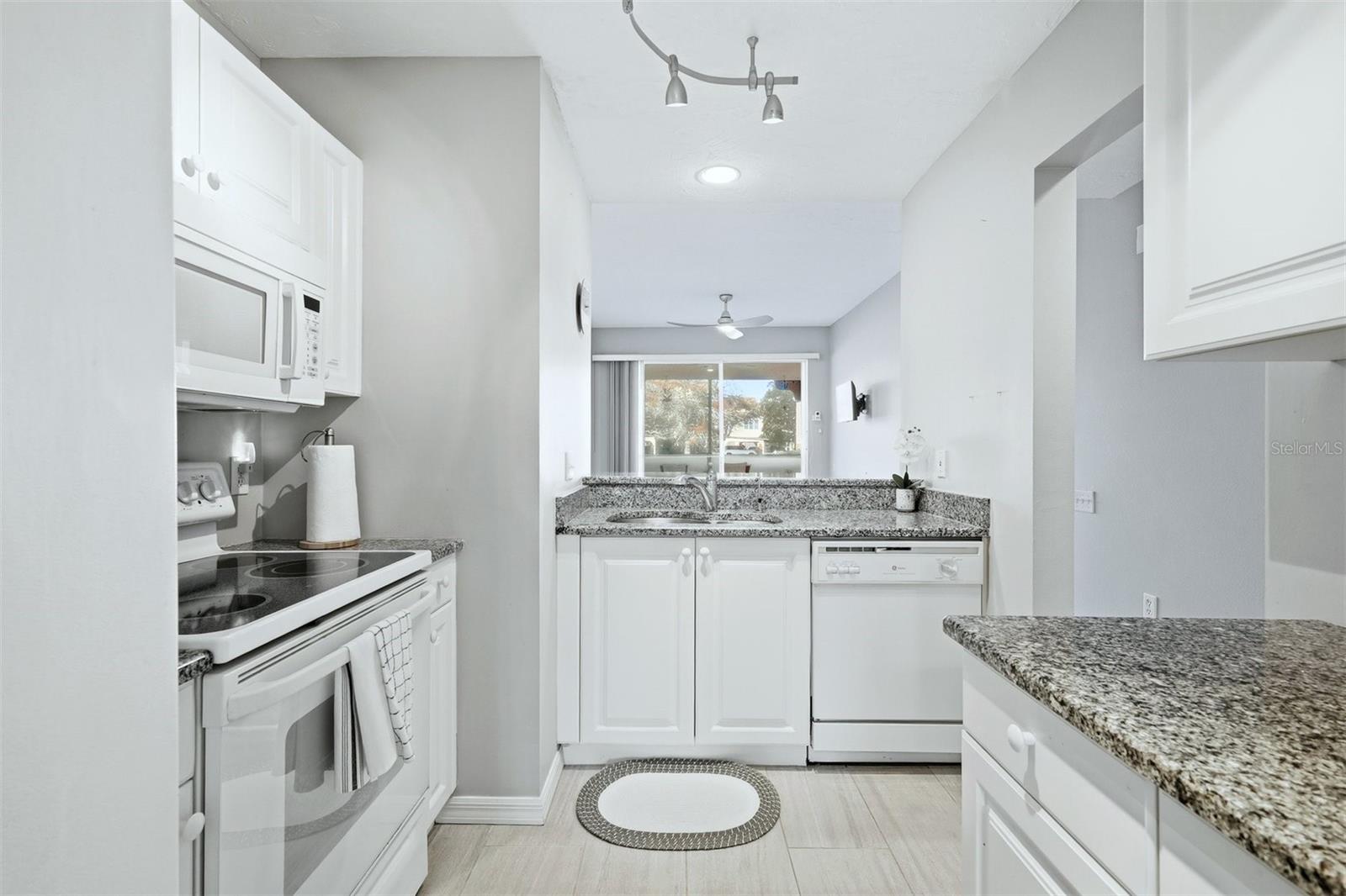 Image 21 of 75 For 4220 Central Sarasota Parkway 1214