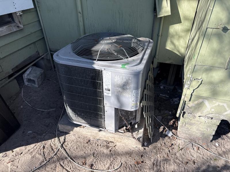 Image 19 of 20 For 3014 Sanchez Street