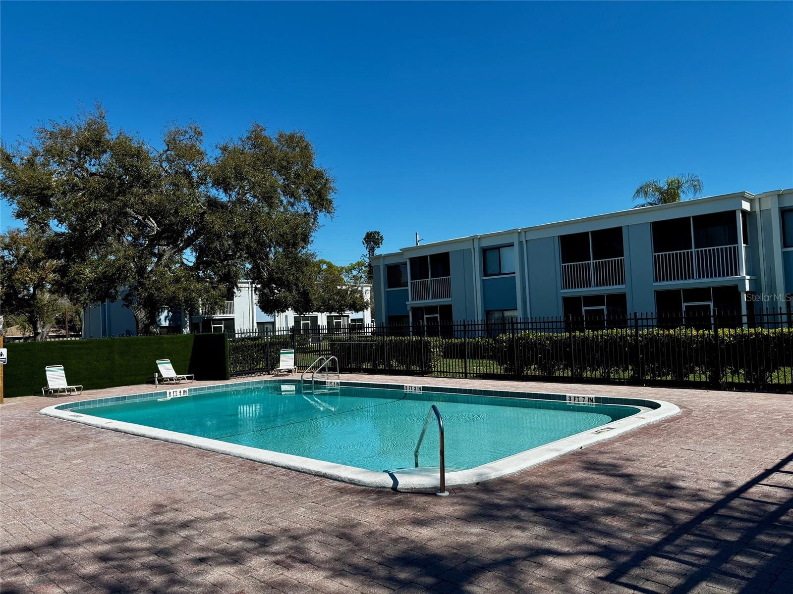 Image 3 of 8 For 5310 26th Street W 902