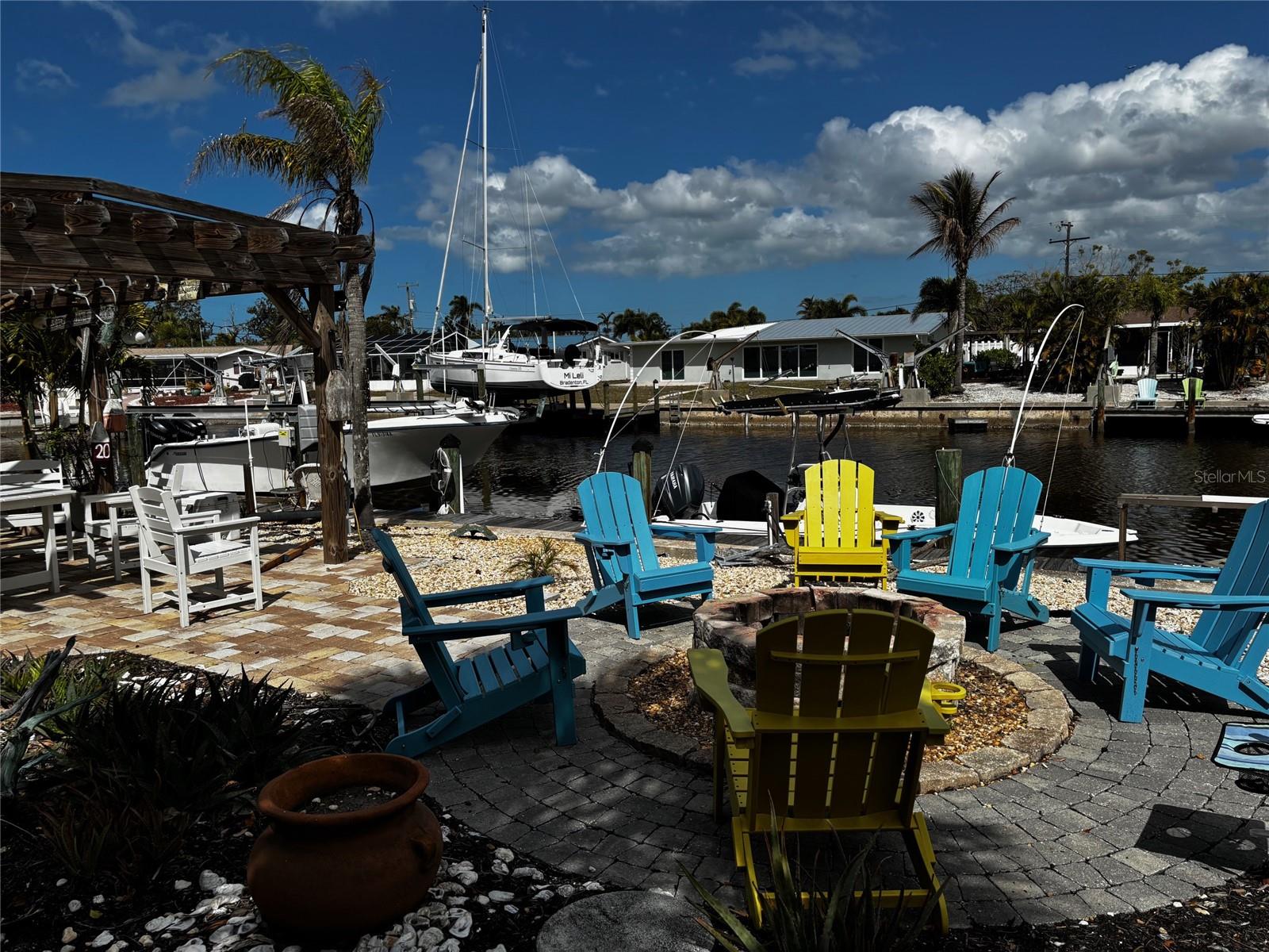 Image 4 of 12 For 10004 Cortez Road W 209