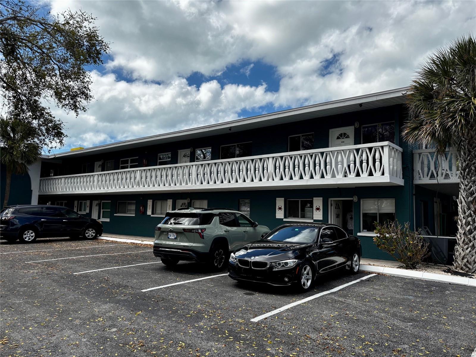 Image 9 of 12 For 10004 Cortez Road W 209