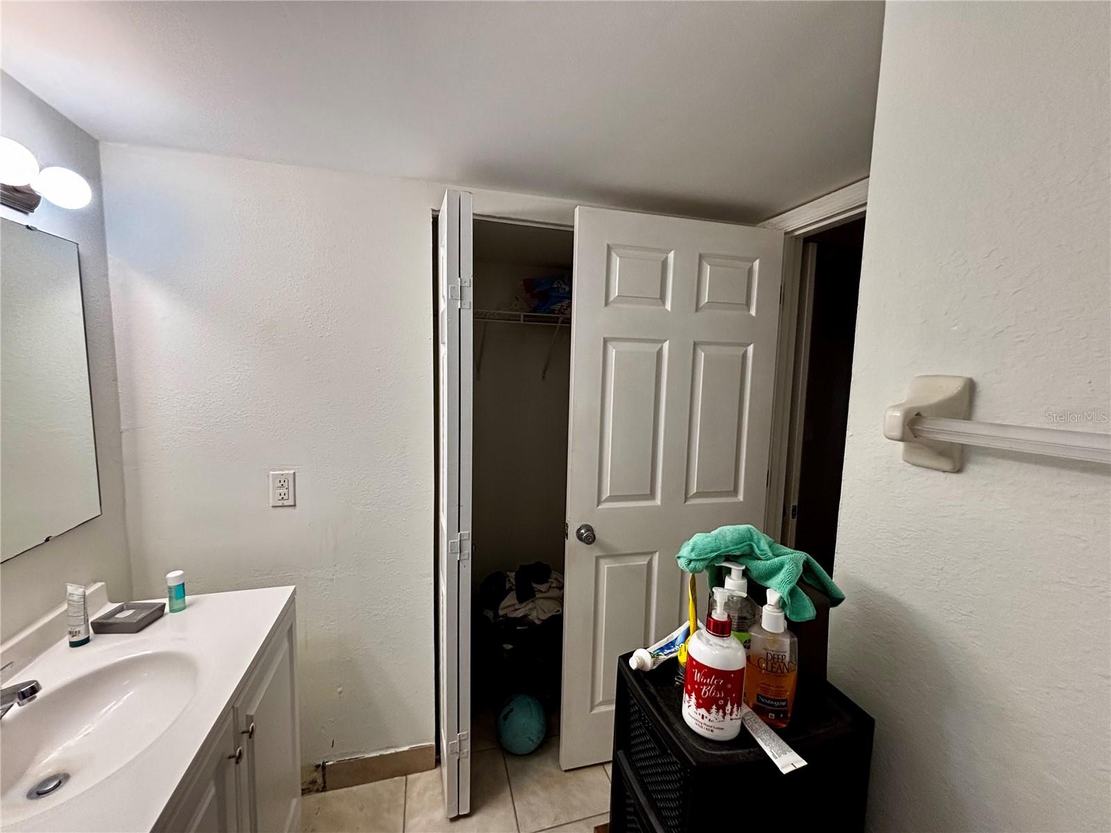 Image 12 of 16 For 5310 26th Street W 1002