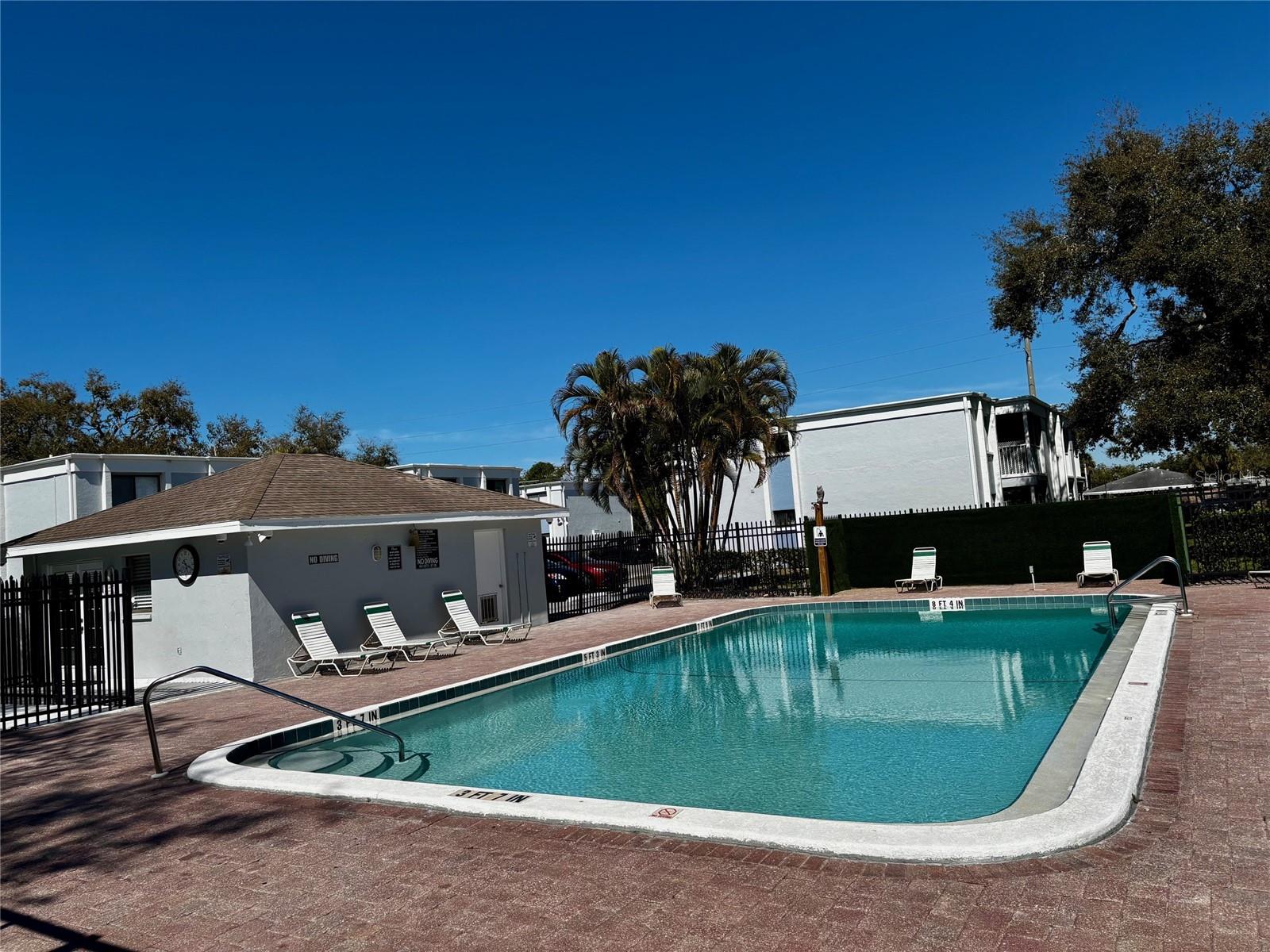 Image 3 of 16 For 5310 26th Street W 1002