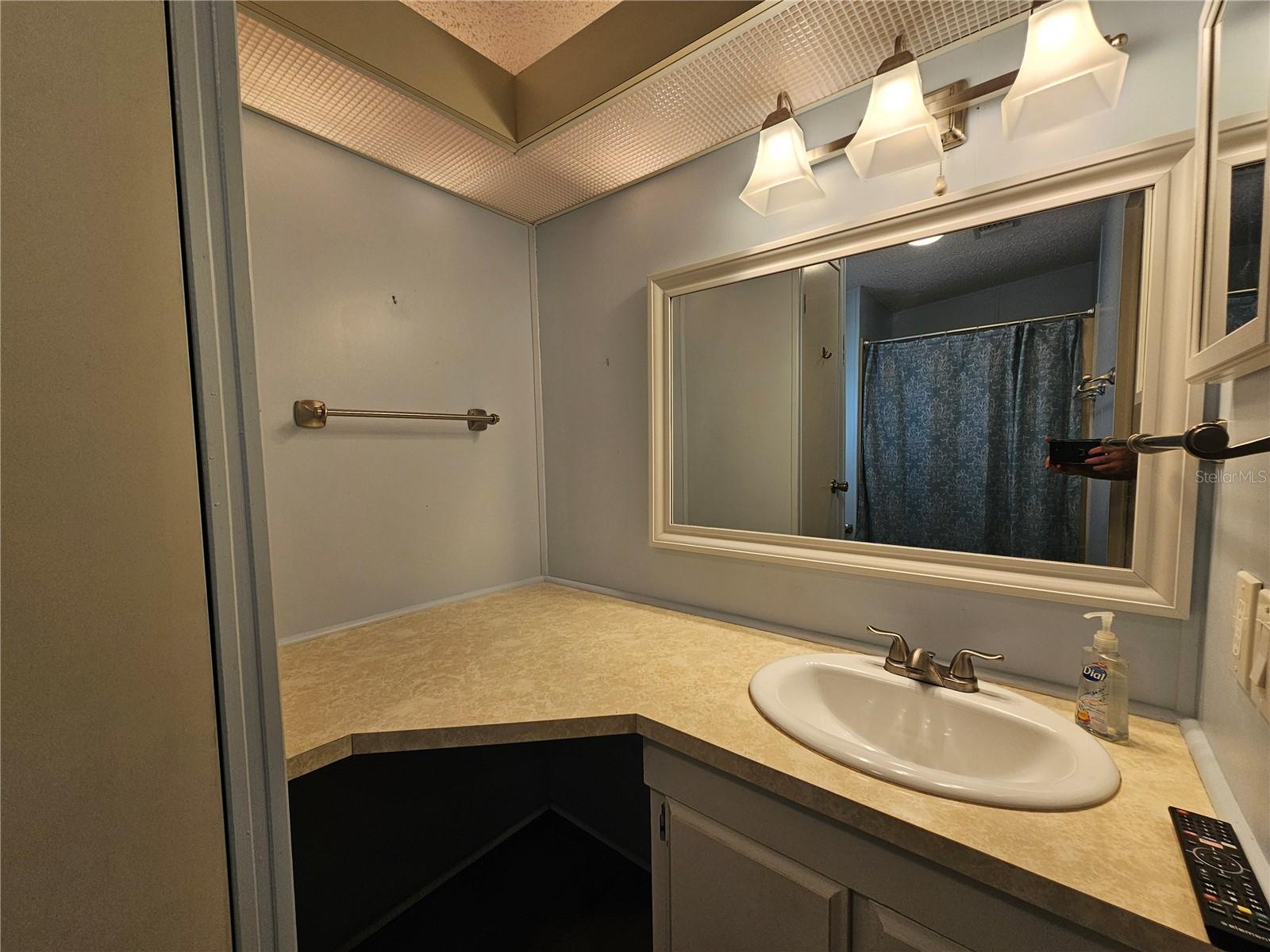 Image 27 of 50 For 3309 Evelyn Drive