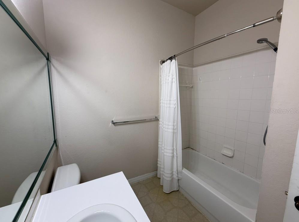 Image 13 of 25 For 5174 Northridge Road 311