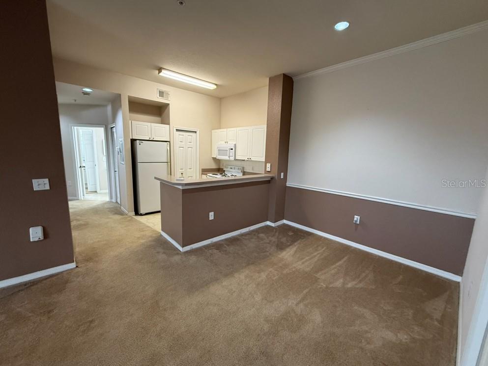 Image 6 of 25 For 5174 Northridge Road 311