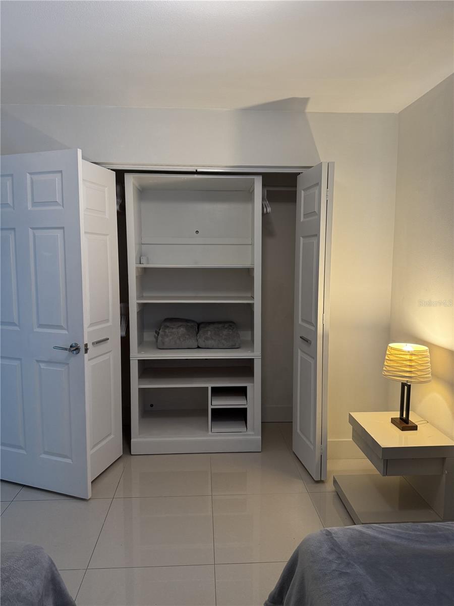 Image 14 of 25 For 3959 Eton Place