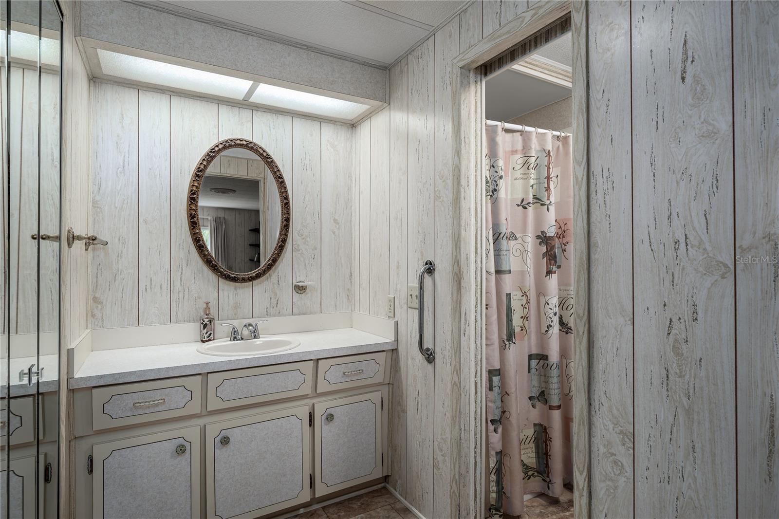 Image 16 of 27 For 6710 36th Avenue E 8