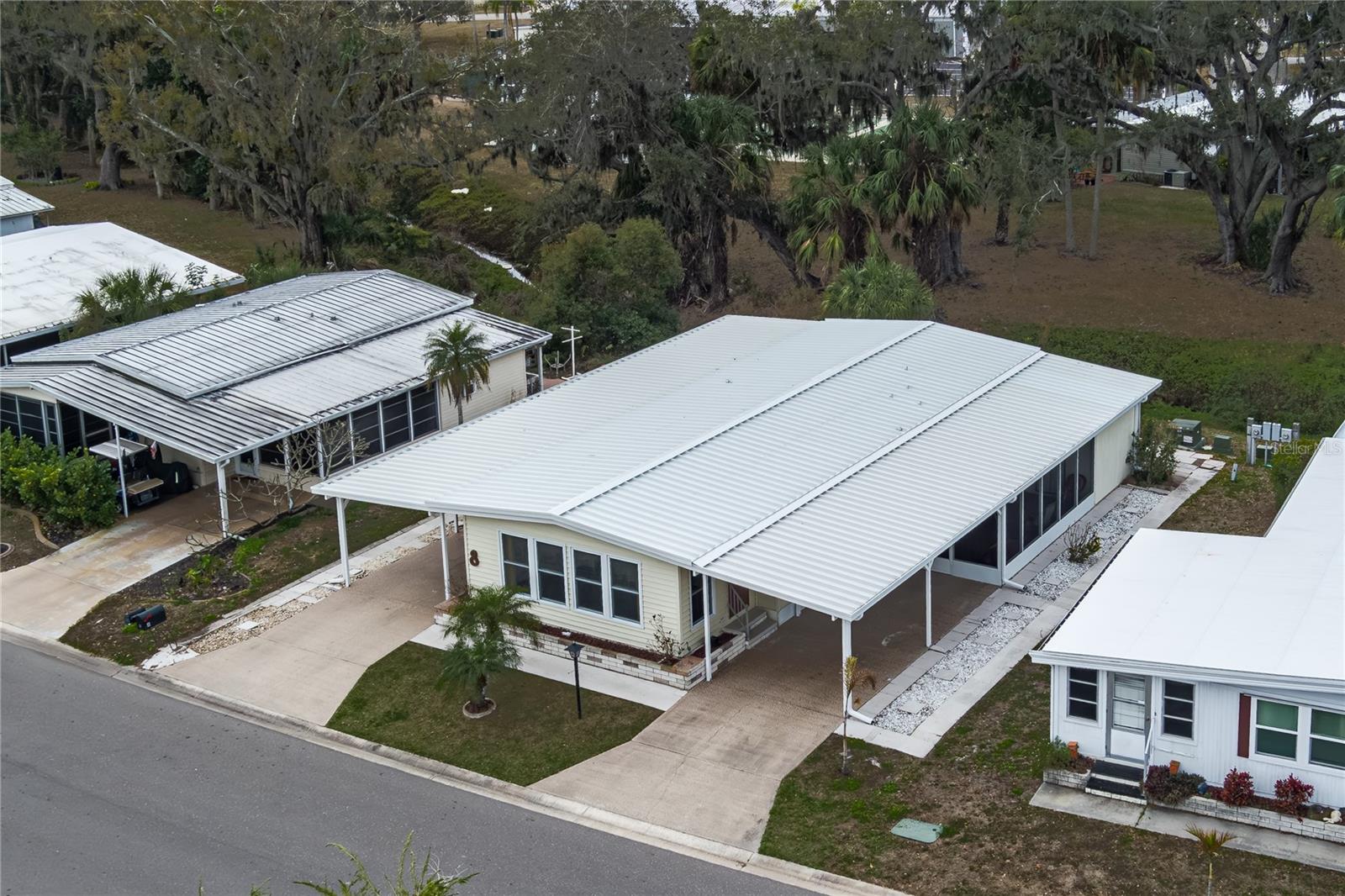 Image 23 of 27 For 6710 36th Avenue E 8