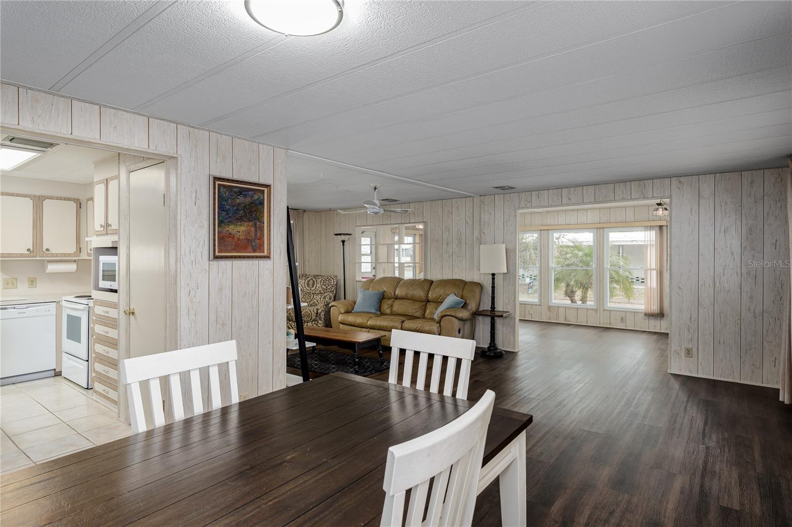 Image 8 of 27 For 6710 36th Avenue E 8