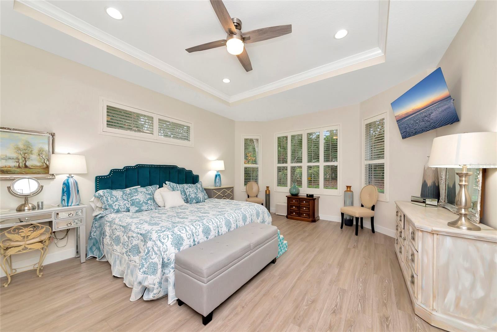 Image 19 of 72 For 5520 Simonton Street