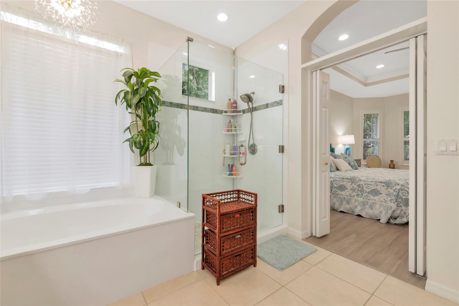 Image 24 of 72 For 5520 Simonton Street