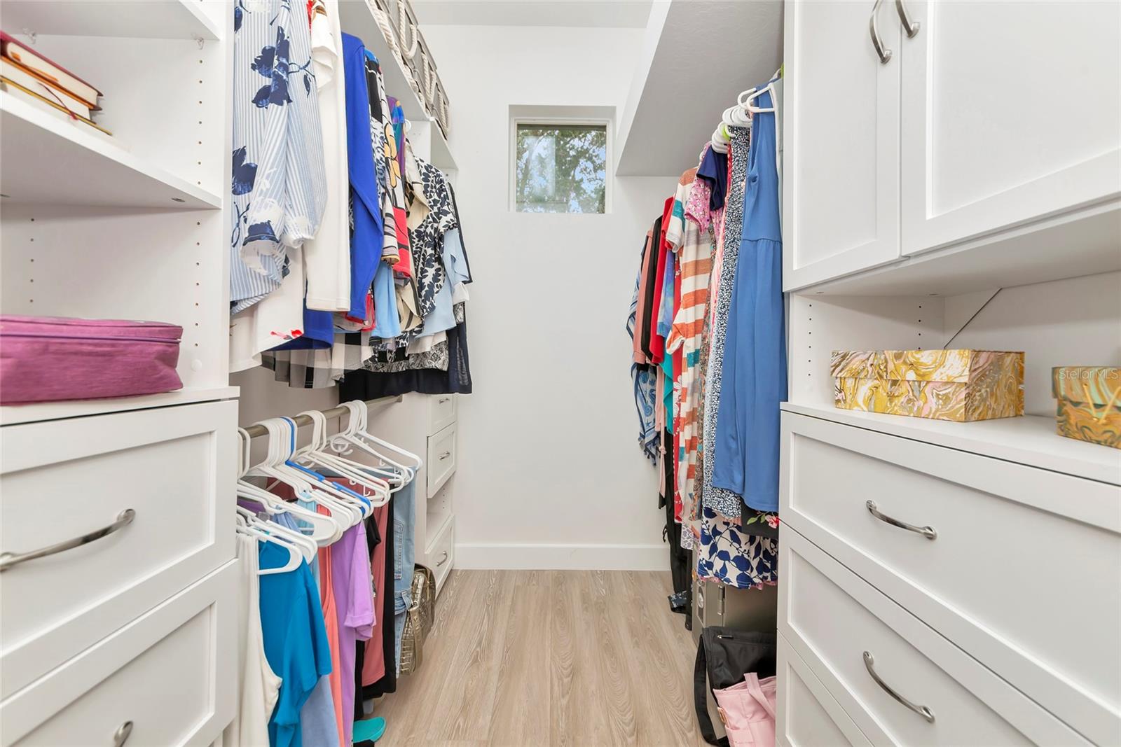 Image 26 of 72 For 5520 Simonton Street