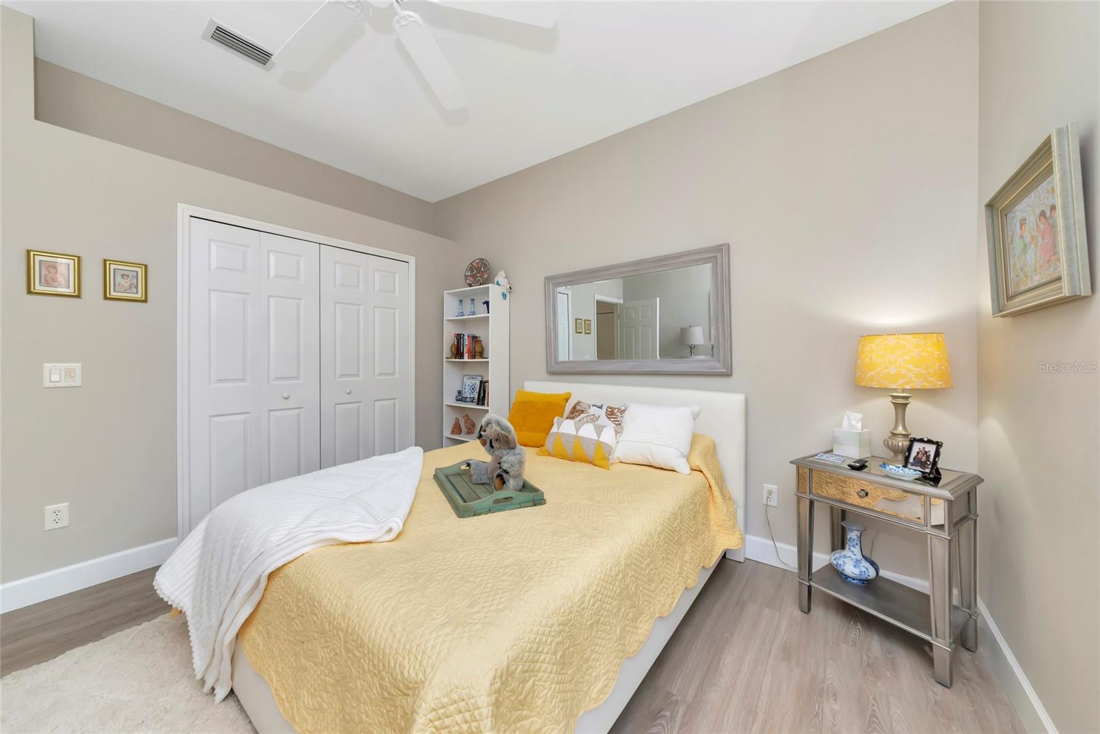 Image 29 of 72 For 5520 Simonton Street