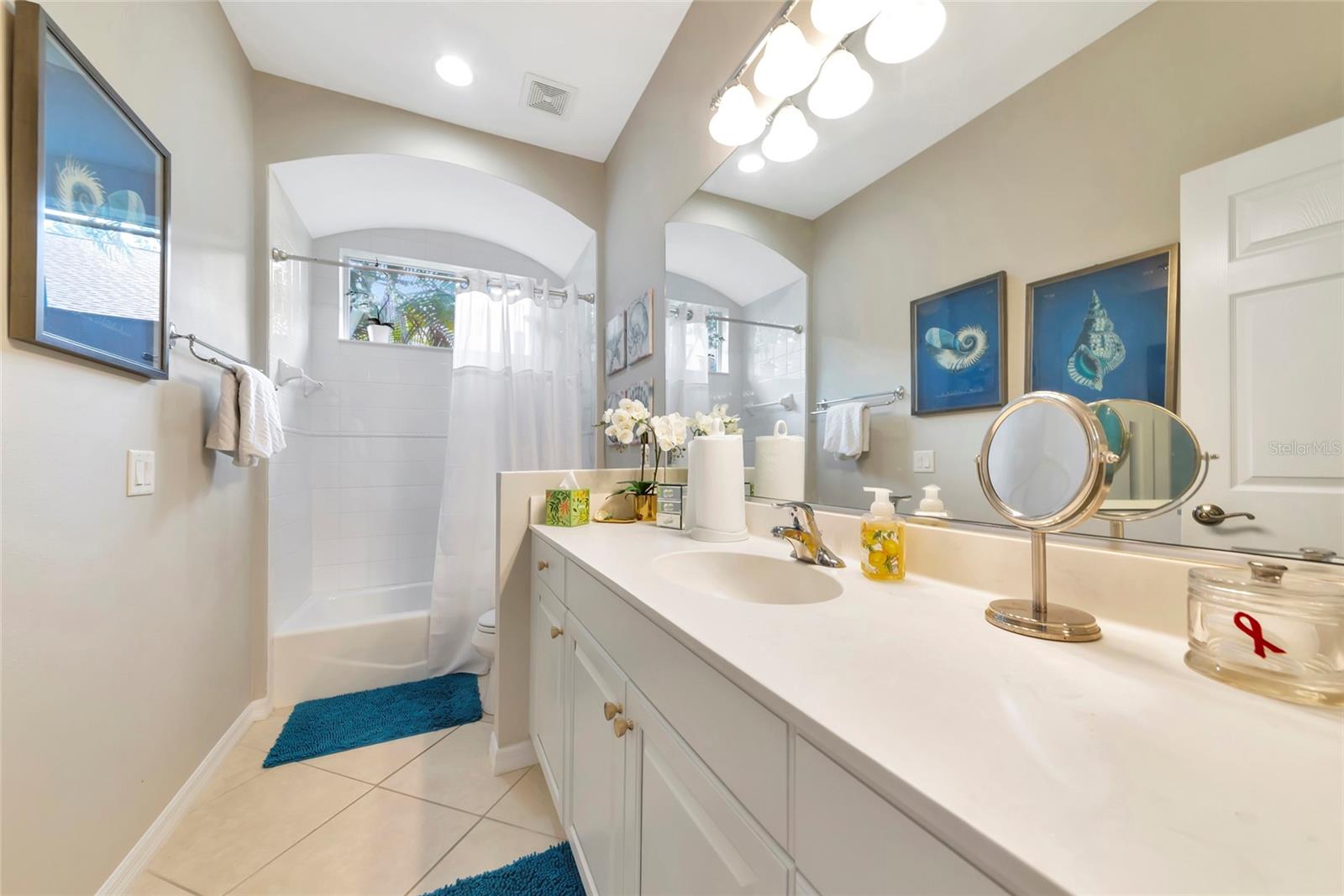 Image 31 of 72 For 5520 Simonton Street