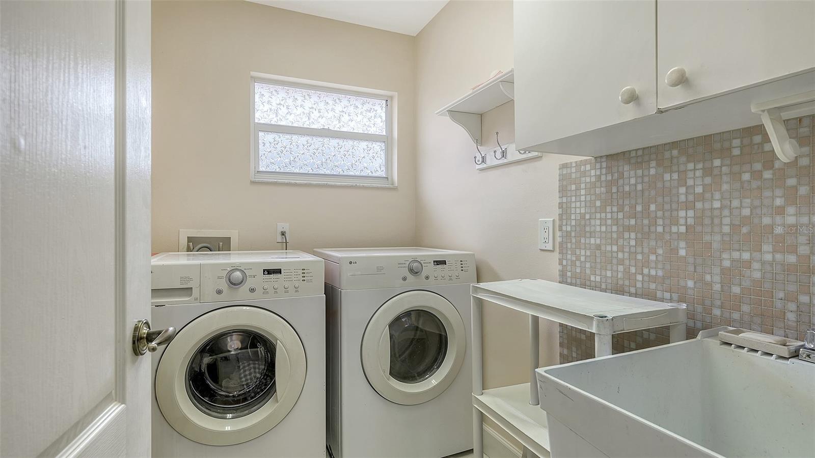 Image 37 of 49 For 4476 Deer Trail Boulevard