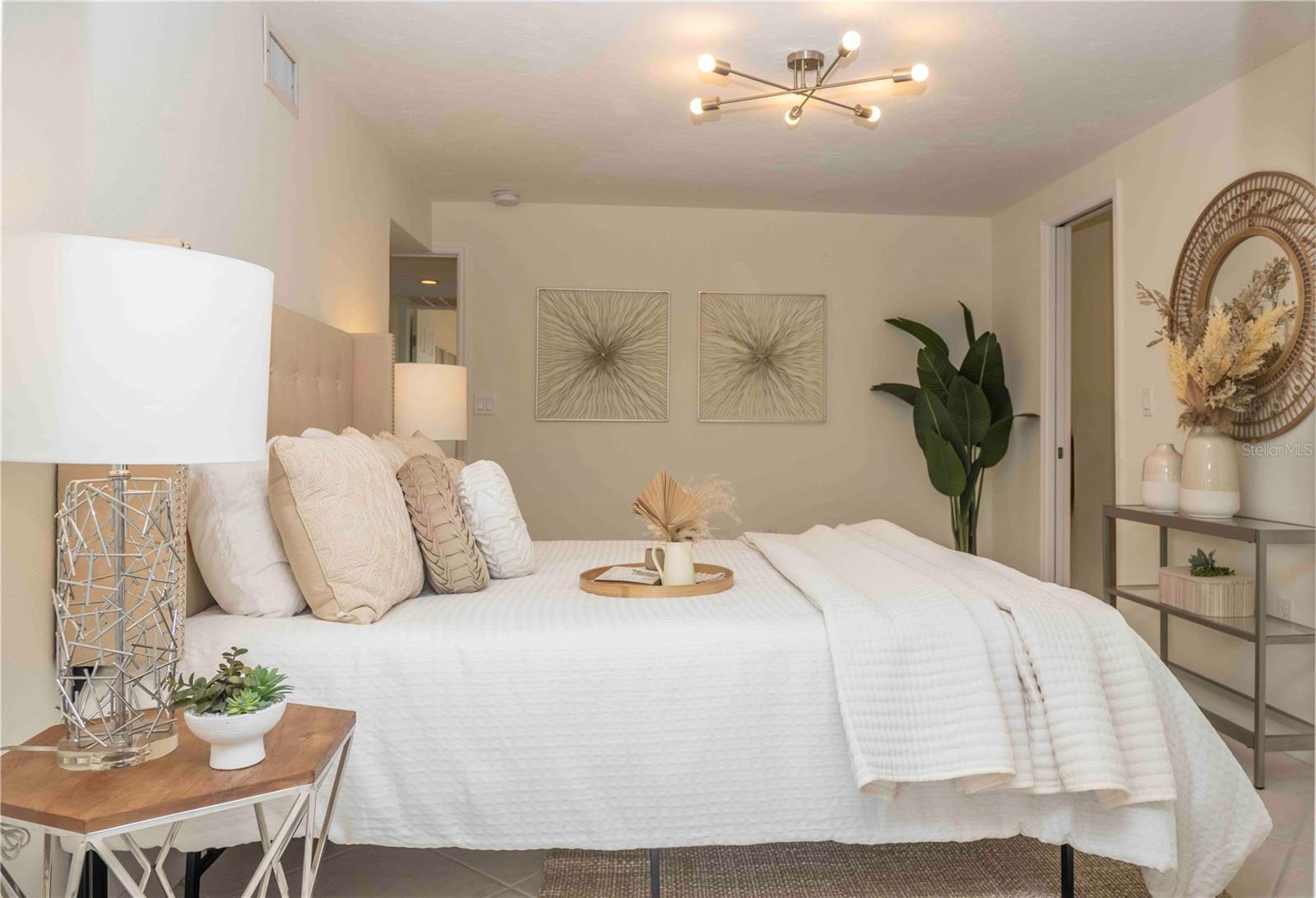 Image 12 of 44 For 563 Spanish Drive S