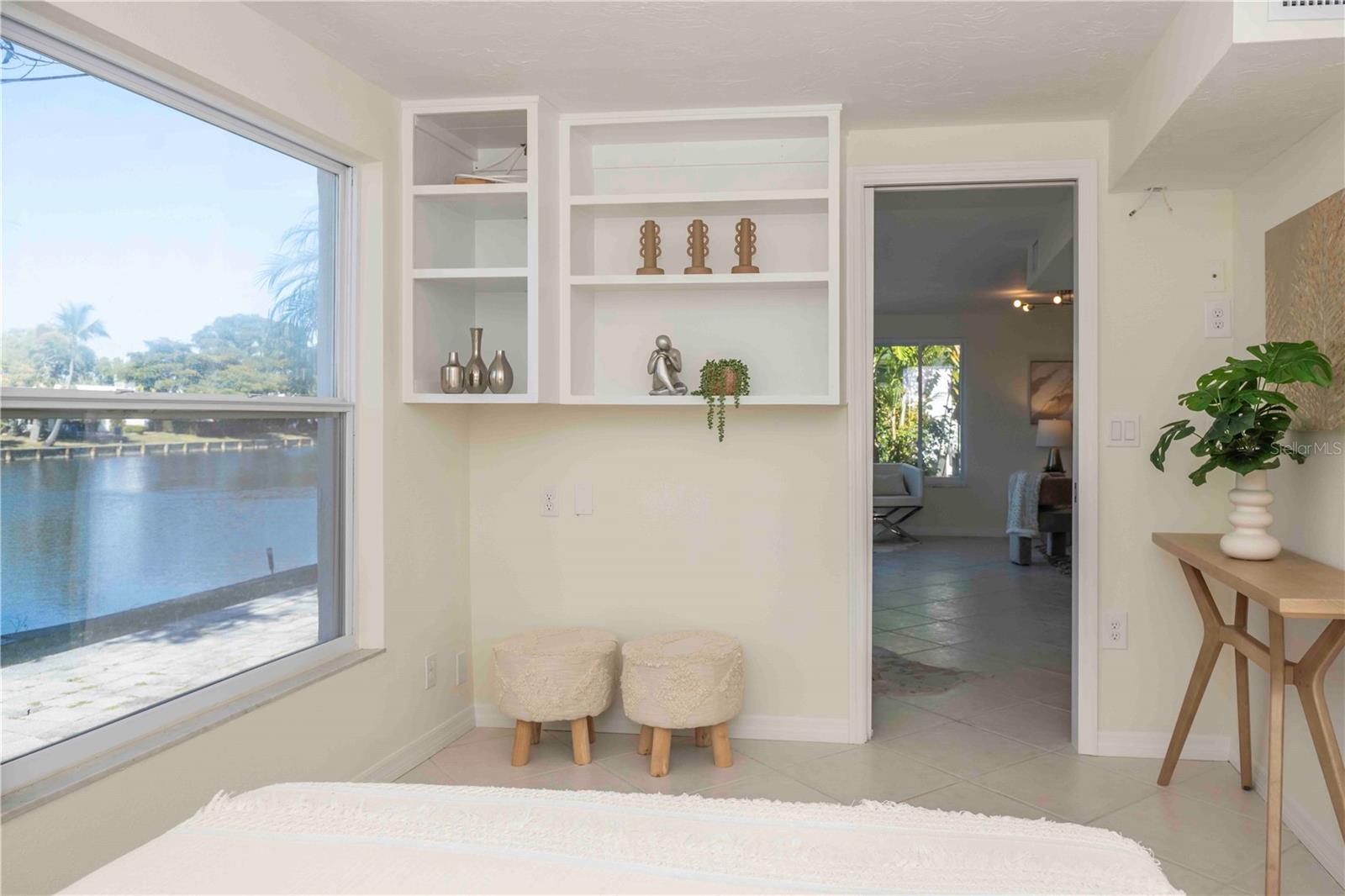 Image 25 of 44 For 563 Spanish Drive S