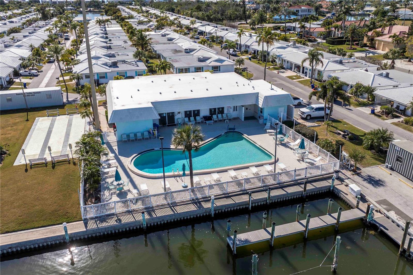 Image 41 of 44 For 563 Spanish Drive S