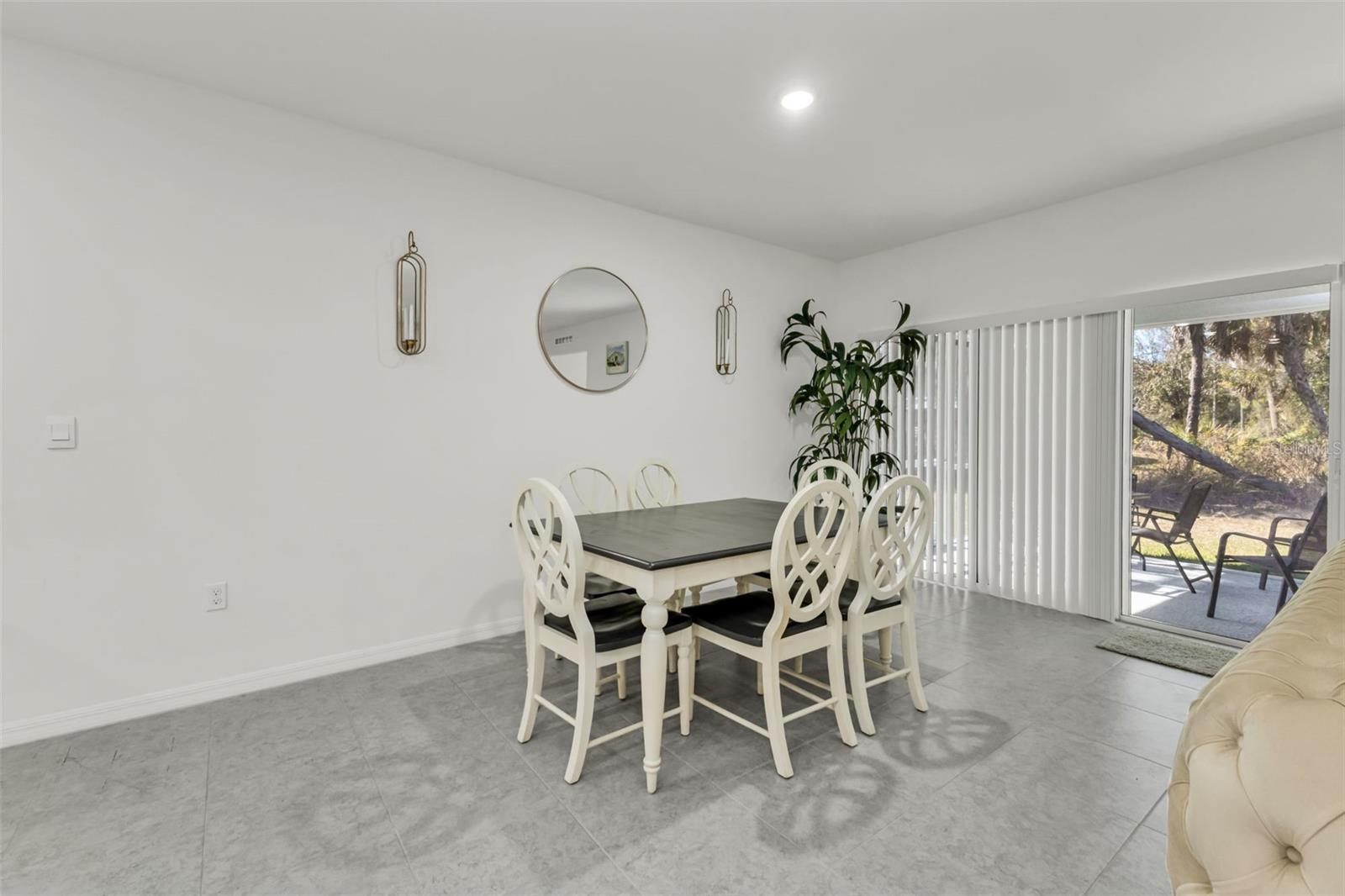 Image 29 of 58 For 1111 Mcduff Street