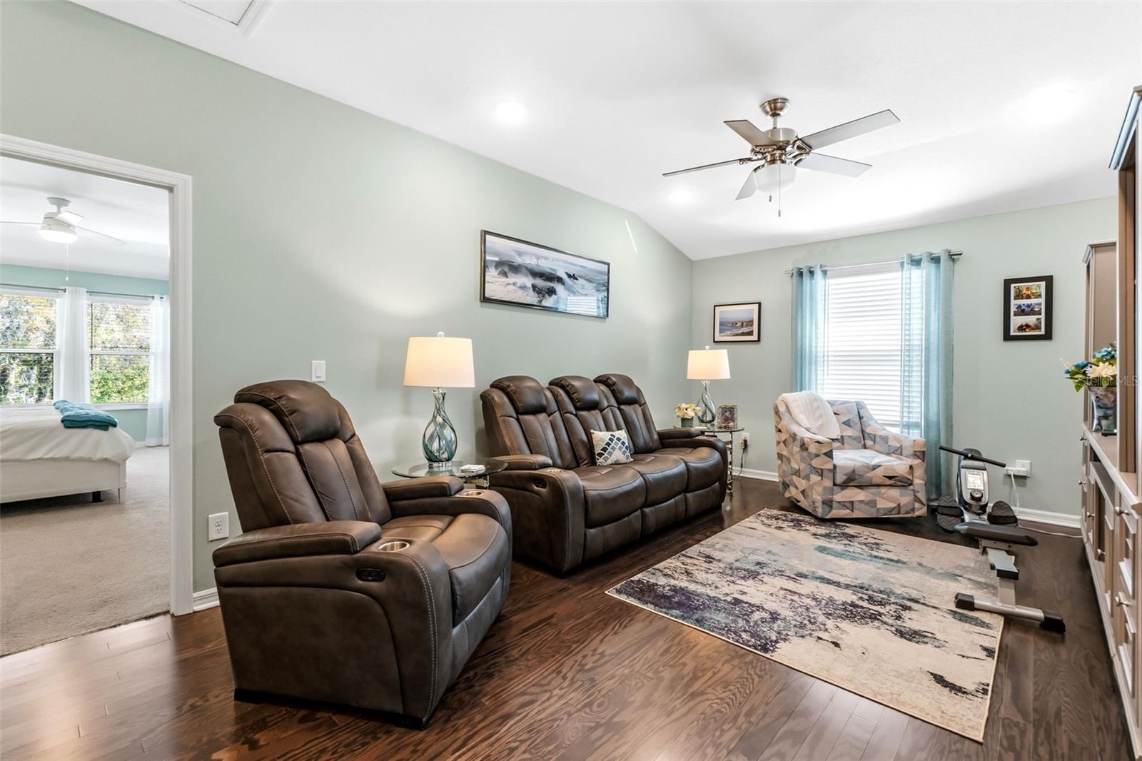 Image 16 of 41 For 3044 Via Sienna Circle