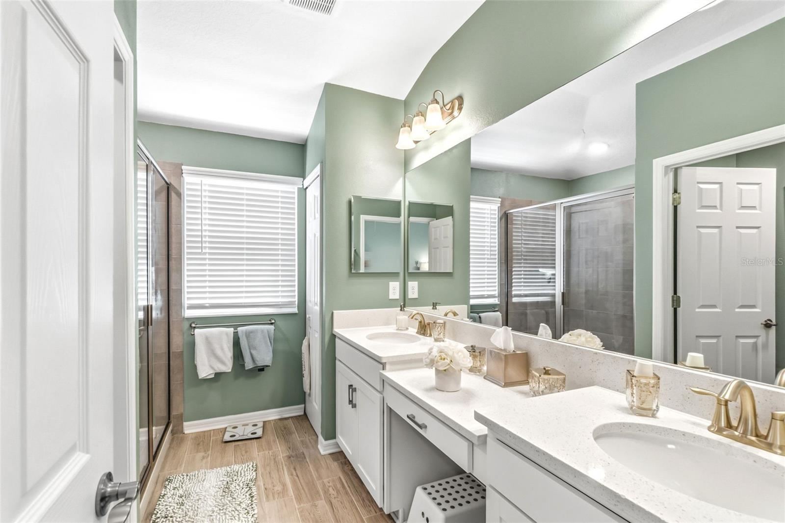 Image 20 of 41 For 3044 Via Sienna Circle