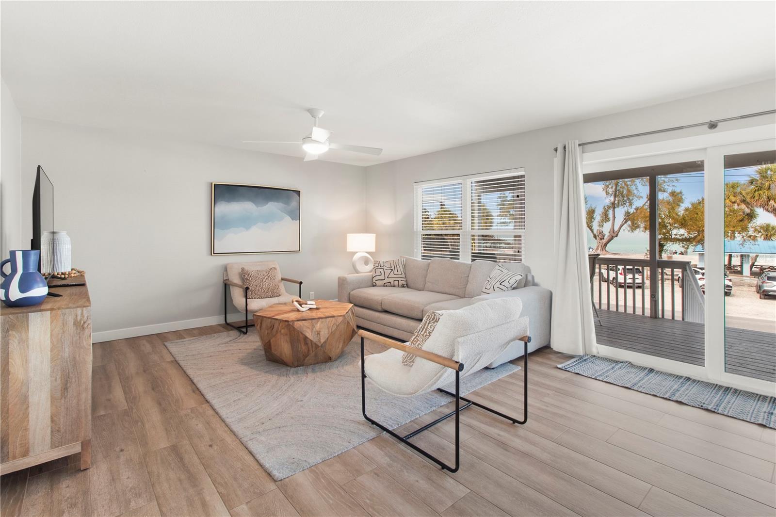 Image 15 of 58 For 403 Bay Boulevard