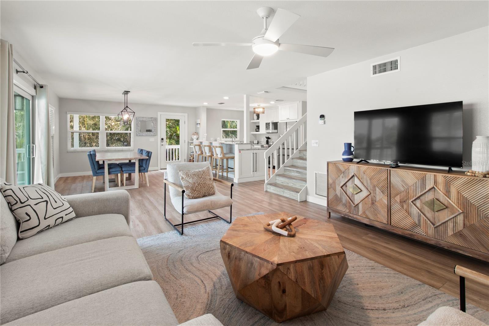 Image 17 of 58 For 403 Bay Boulevard