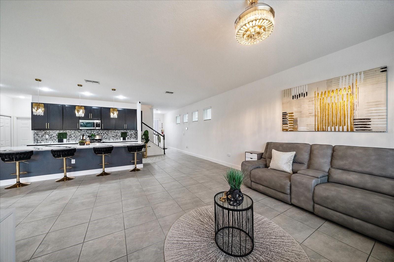 Listing photo id 16 for 5453 Del Coronado Drive