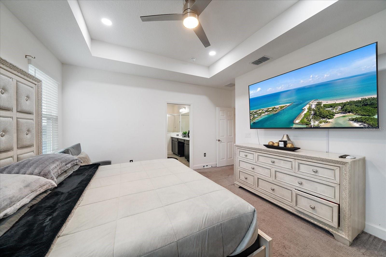 Listing photo id 23 for 5453 Del Coronado Drive