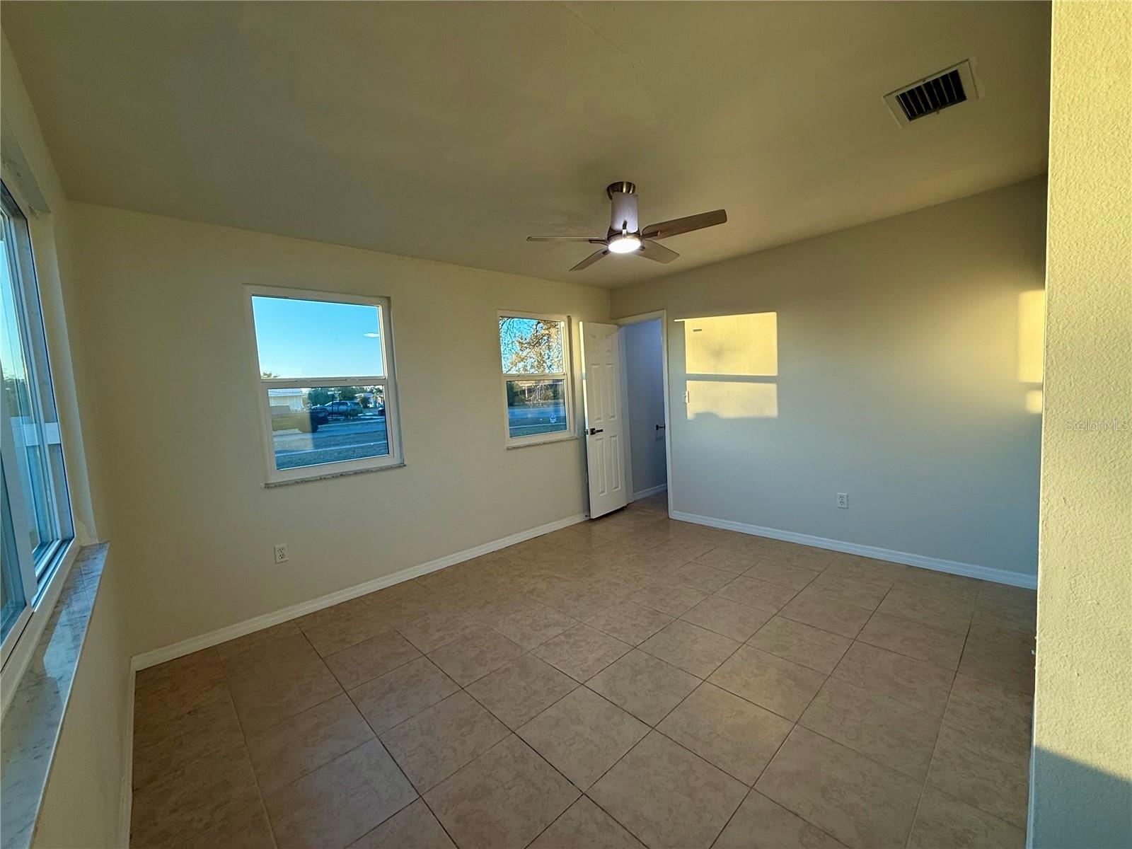 Image 19 of 36 For 5993 Mayberry Avenue