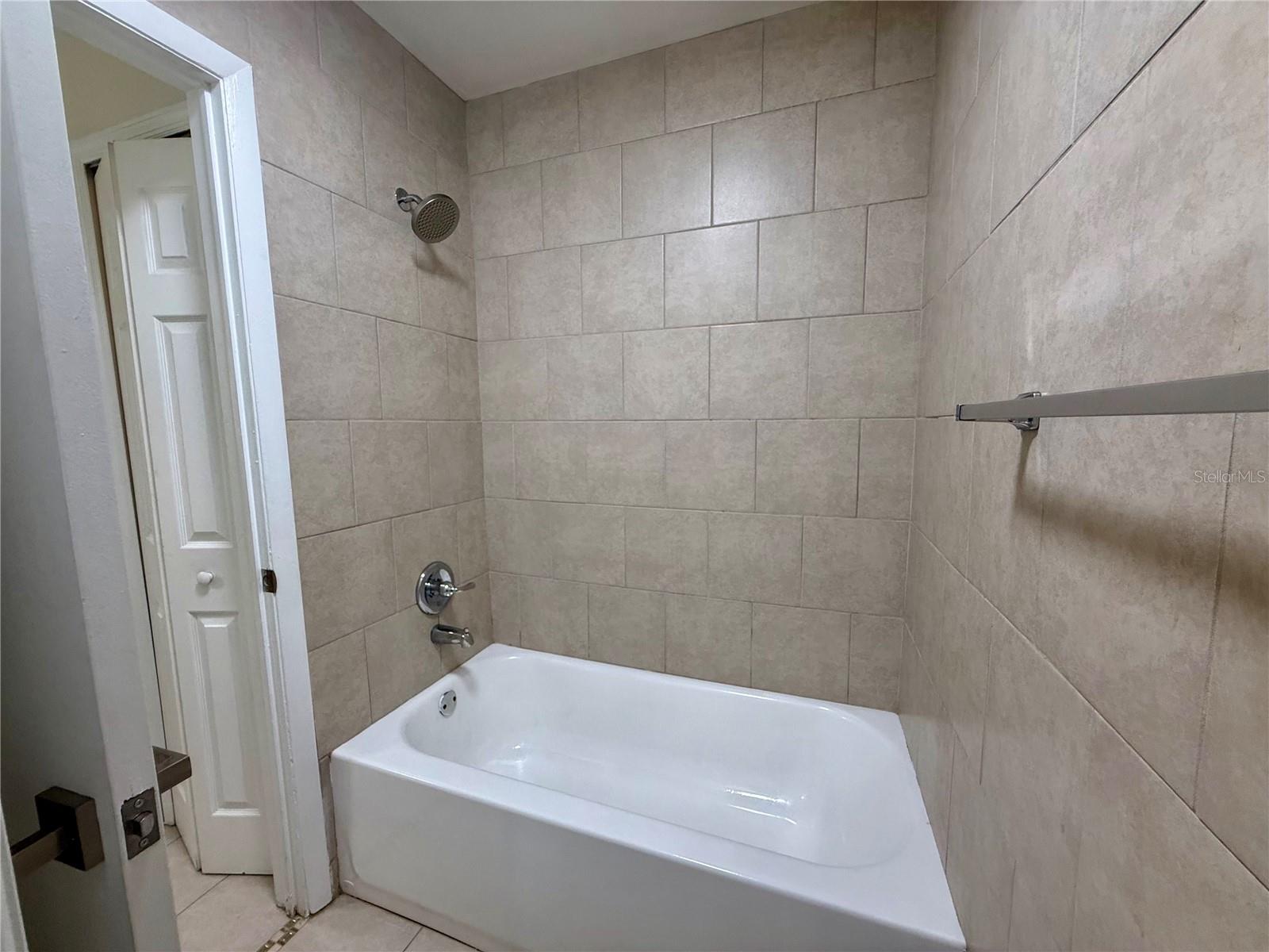 Image 29 of 36 For 5993 Mayberry Avenue