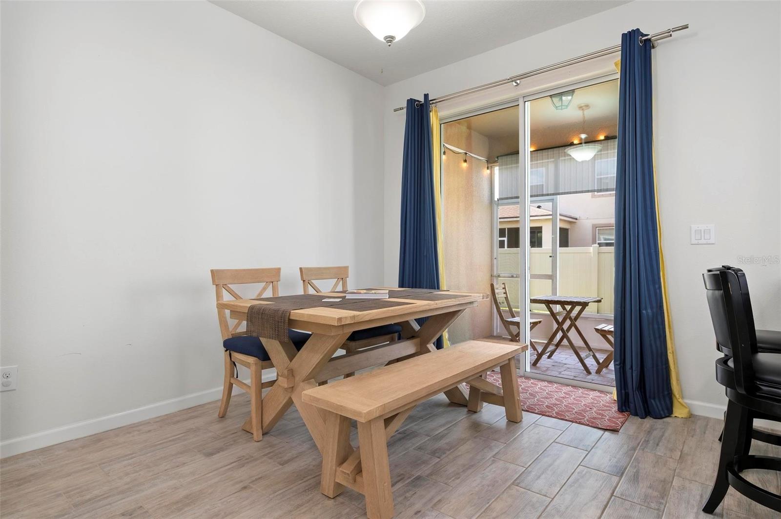 Image 14 of 35 For 5004 Skyview Lane