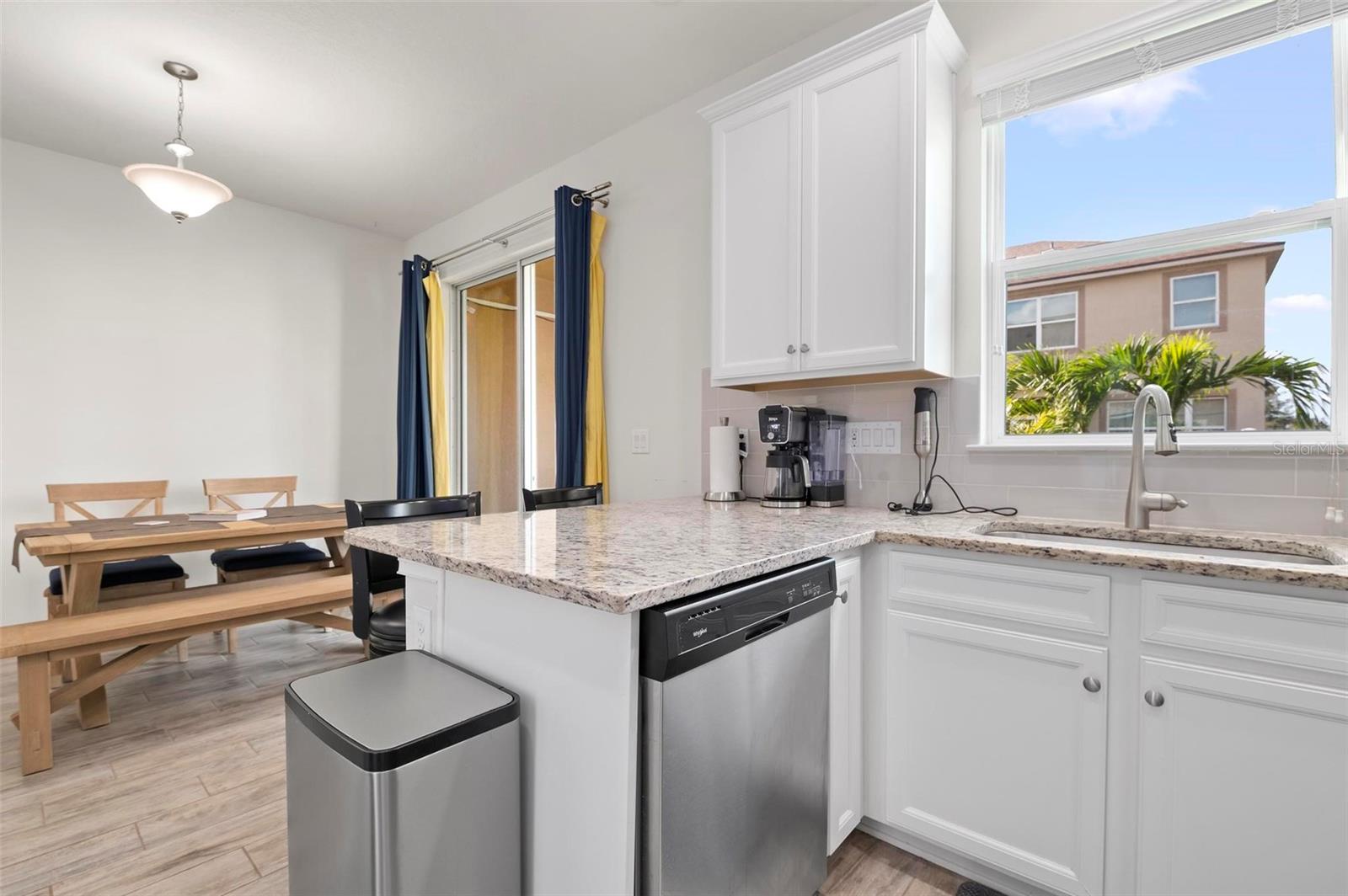 Image 17 of 35 For 5004 Skyview Lane