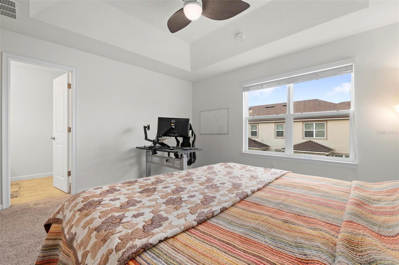 Image 22 of 35 For 5004 Skyview Lane