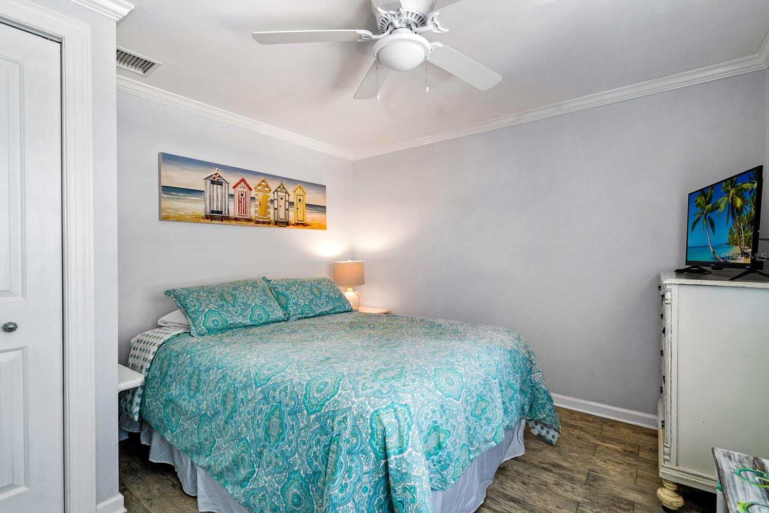 Image 12 of 25 For 305 57th Street B