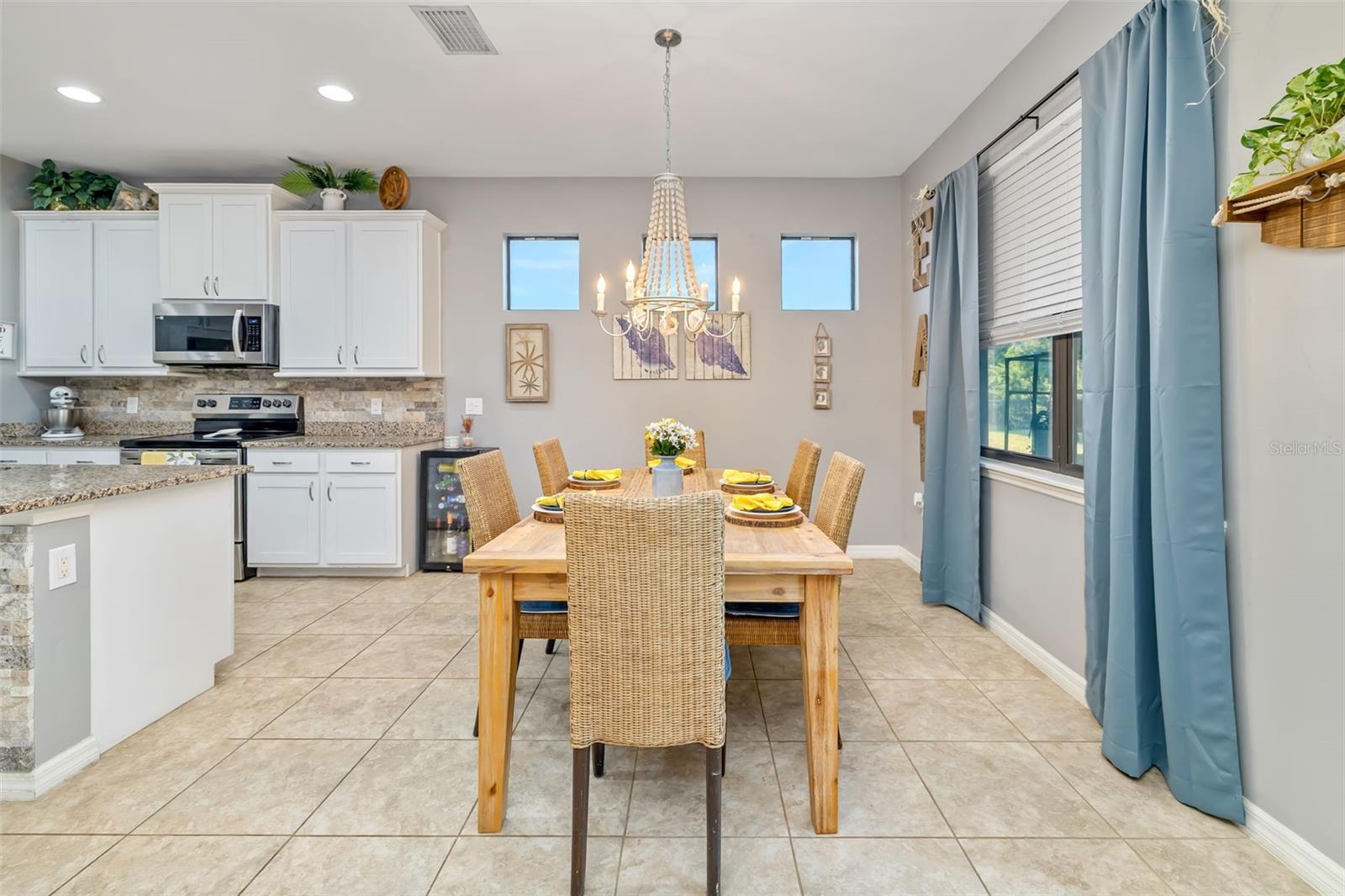 Image 15 of 78 For 11937 Blazing Star Dr