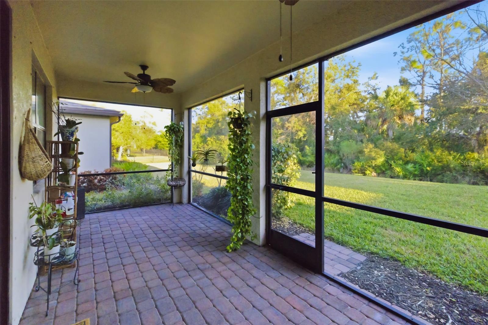 Image 18 of 78 For 11937 Blazing Star Dr