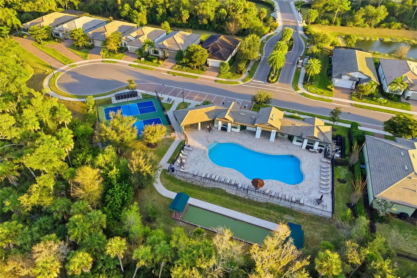 Image 38 of 78 For 11937 Blazing Star Dr