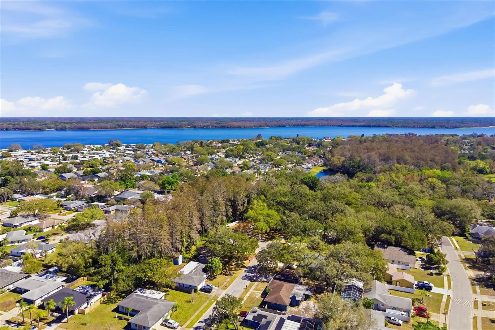 Image 56 of 63 For 186 Sunward Avenue